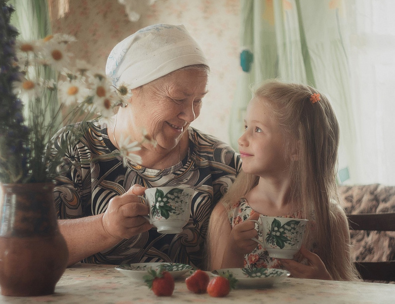 Правительство РФ поддержало законопроект о праве внуков гостить у дедушек с бабушками