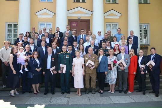 9 июня слушатели региональной кадровой программы «Герои Карелии» получили дипломы об окончании обучения.