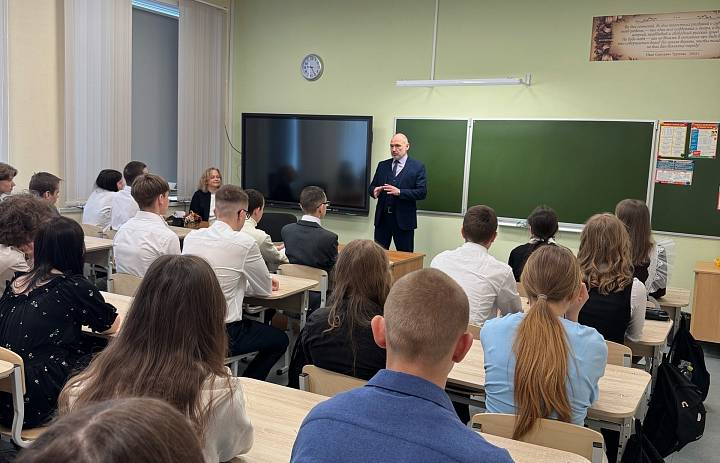 24 апреля состоялась рабочая поездка Уполномоченного по правам ребёнка в Республике Карелия в Кемский муниципальный округ.