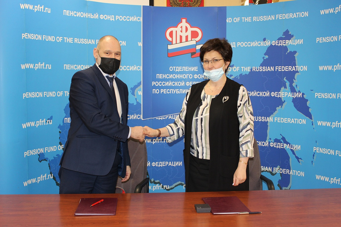 Отделение ПФР по Республике Карелия и Уполномоченный подписали Соглашение 