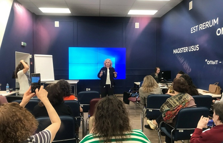 Опыт работы Службы кризисной помощи при Уполномоченном был представлен на Всероссийской конференции «Профилактика девиантного поведения несовершеннолетних: актуальные проблемы и перспективы».