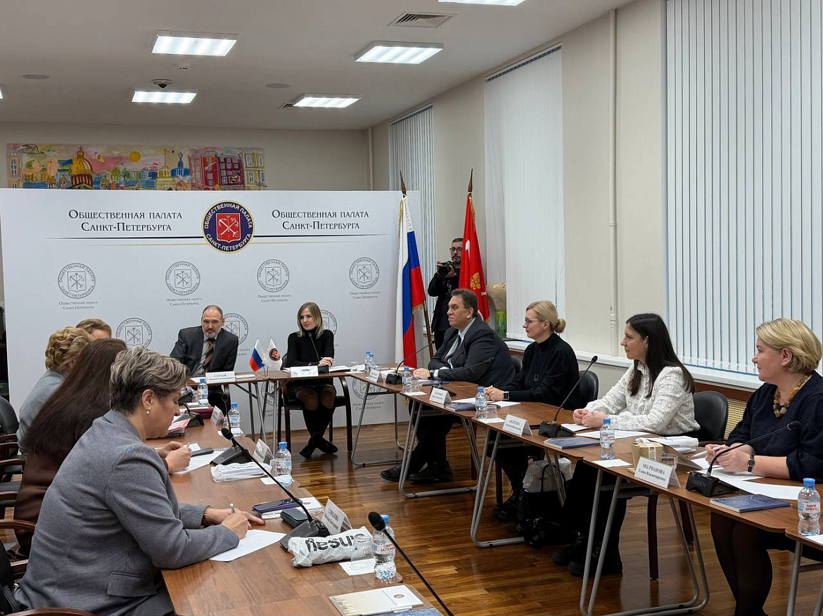 12 декабря на площадке Общественной палаты Санкт-Петербурга состоялось заседание Координационного совета Уполномоченных по правам ребёнка в субъектах Северо-Западного федерального округа.